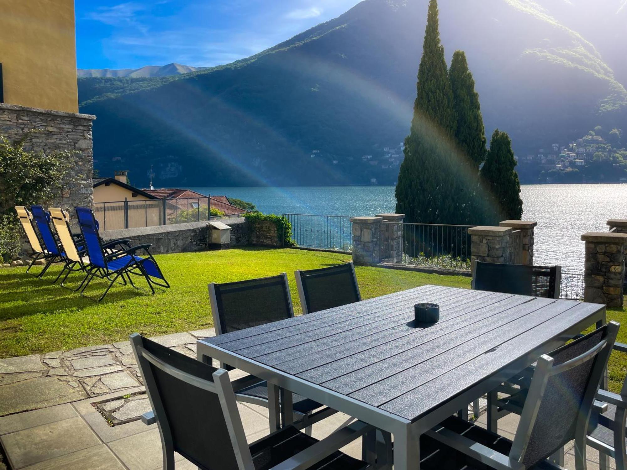 Villa Luminosa Laglio - Private Parking, Garden Екстериор снимка
